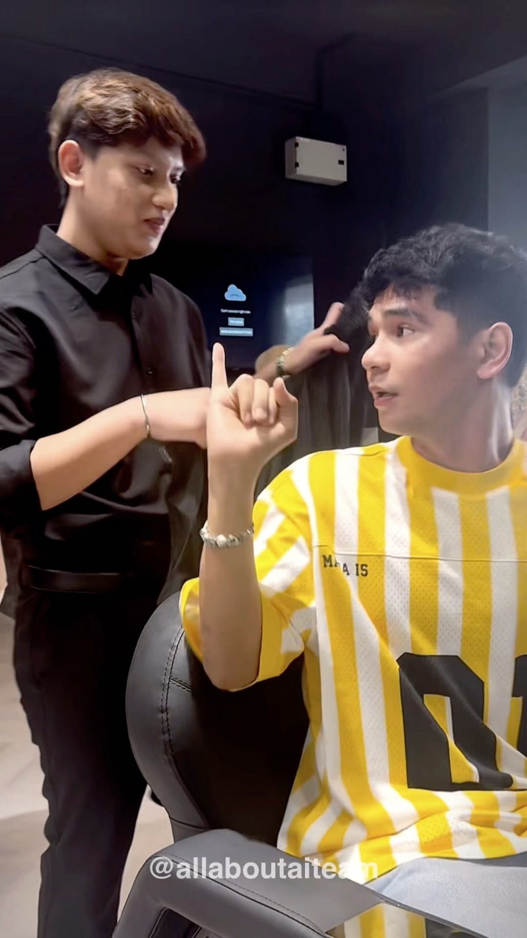 Eh Macam Ehin La Barber Tu. Kanda Pulak Makin Iras Zizan Razak Je Ni ? #aikekanda #aiteam